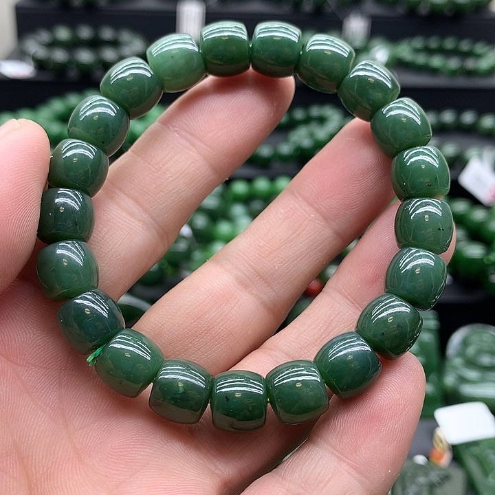 手链未镶嵌和田玉（碧玉）