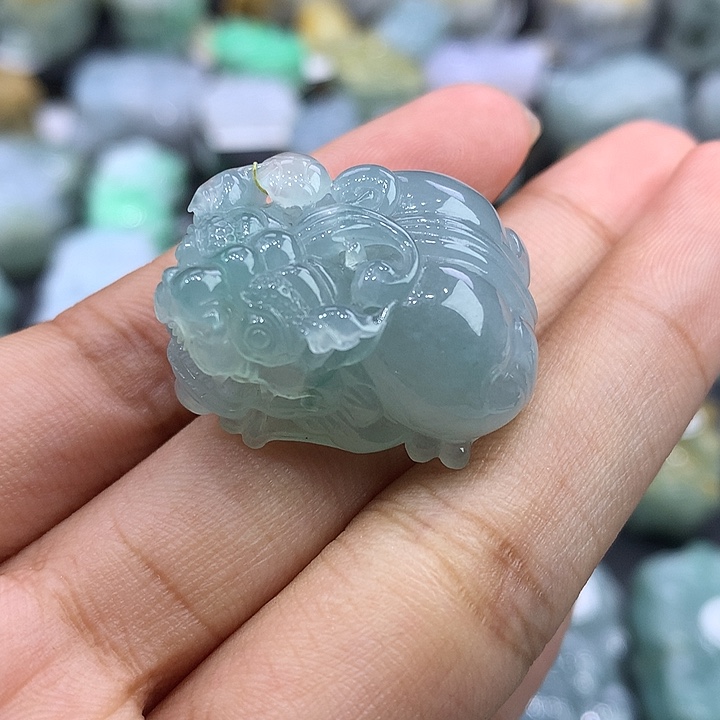 翡翠未镶嵌颈饰天然缅甸翡翠