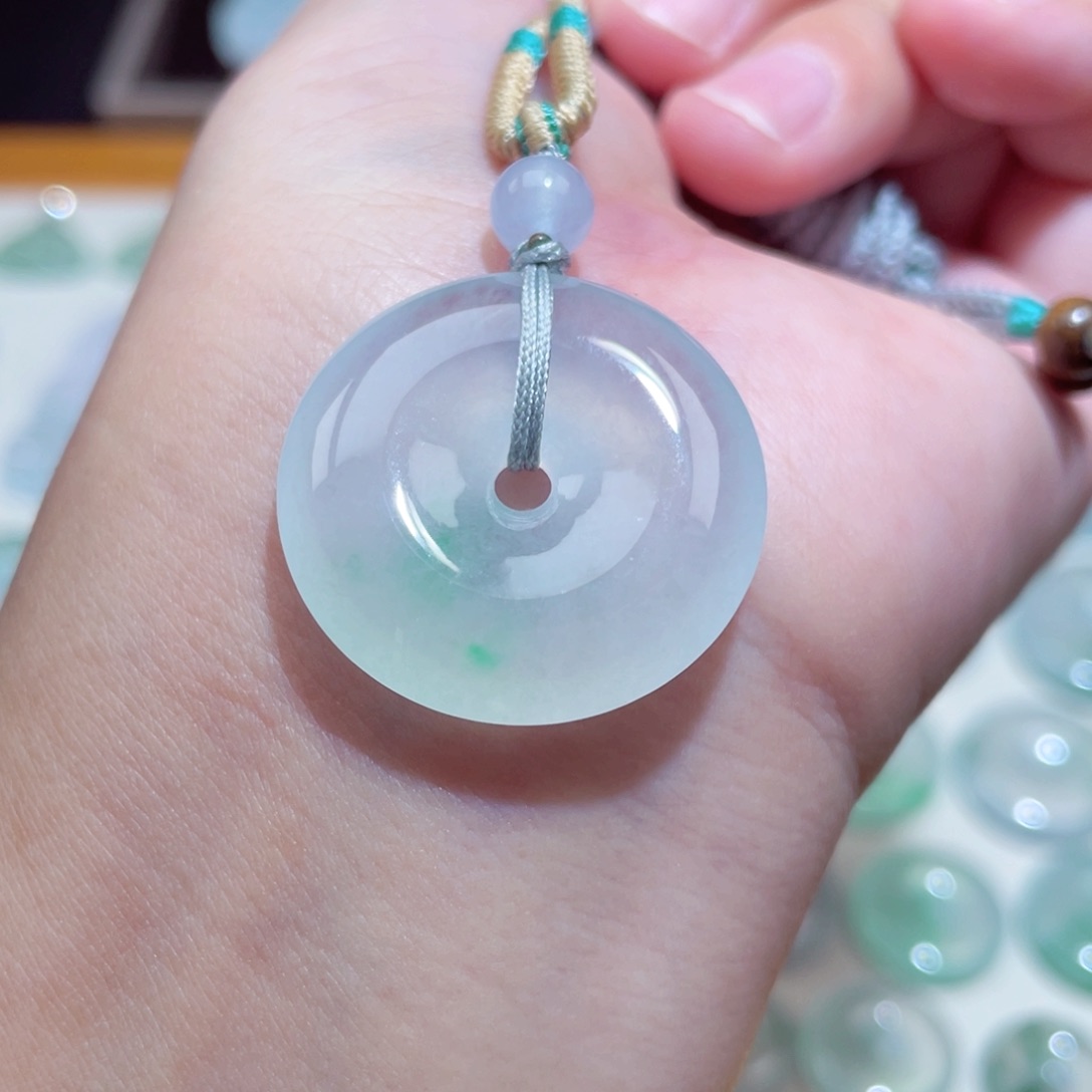 颈饰未镶嵌翡翠扣子