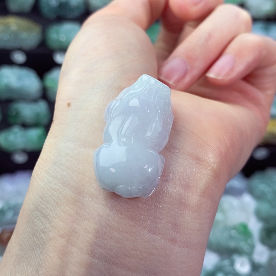 翡翠颈饰未镶嵌天然