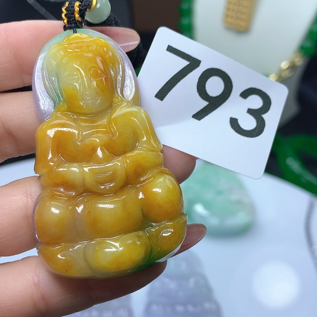 翡翠吊坠(赠链)未镶嵌