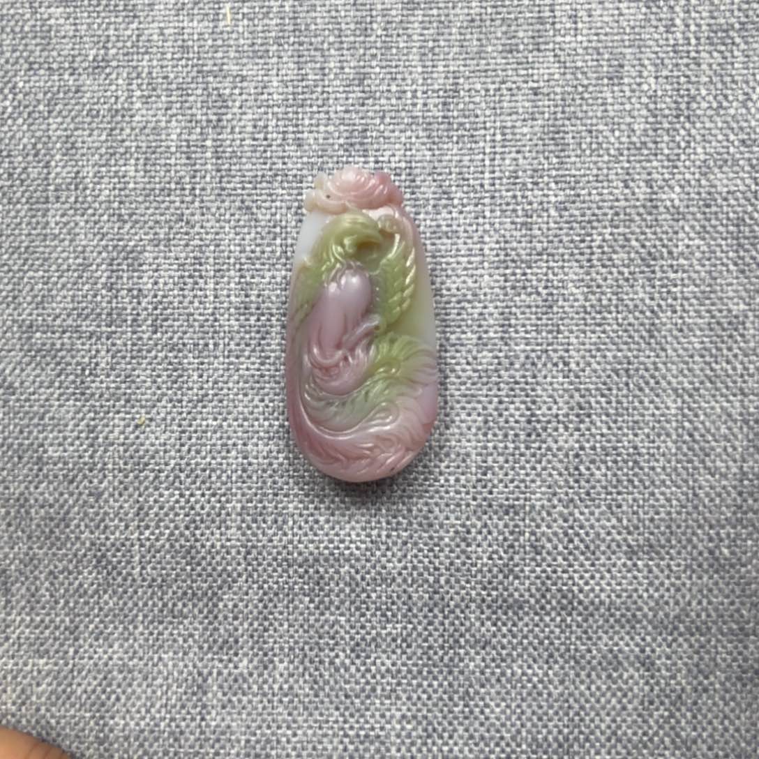 南红玛瑙颈饰合金哆**梦