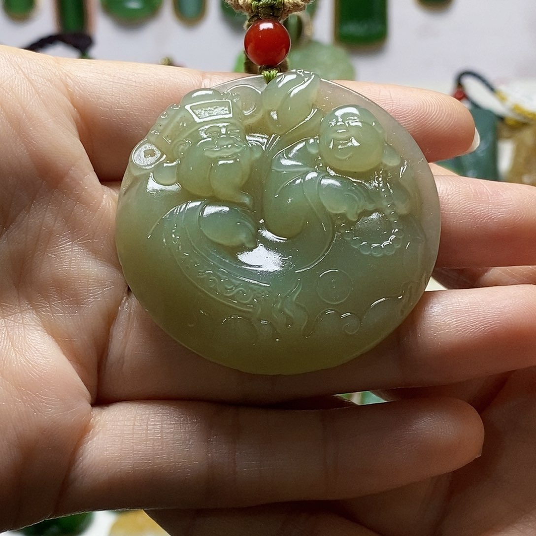 和田玉未镶嵌颈饰