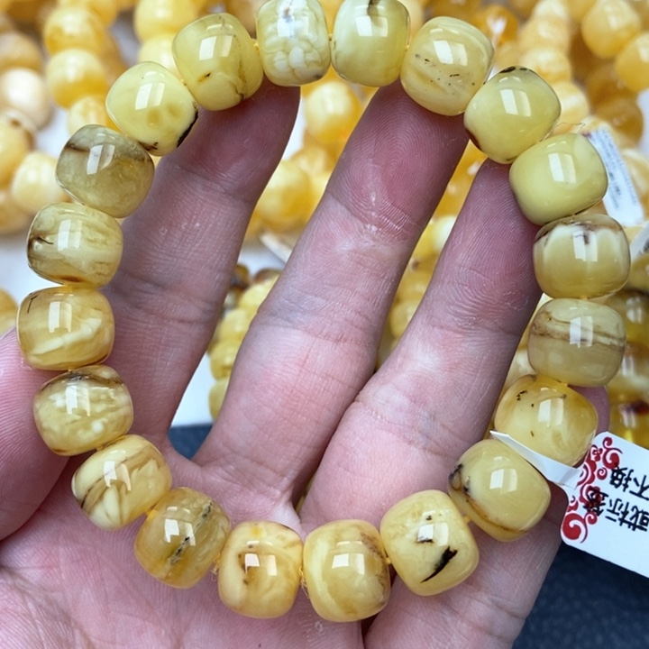 琥珀未镶嵌珠宝奇石1