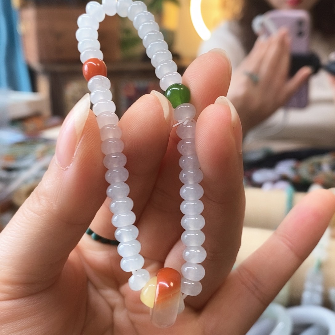 翡翠颈饰未镶嵌翡翠手链