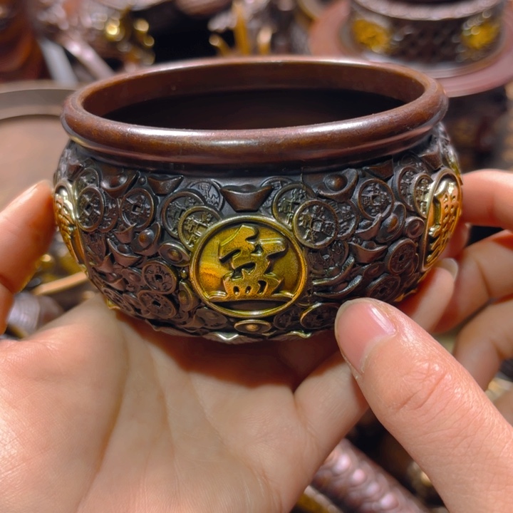 铜器摆件收收藏藏