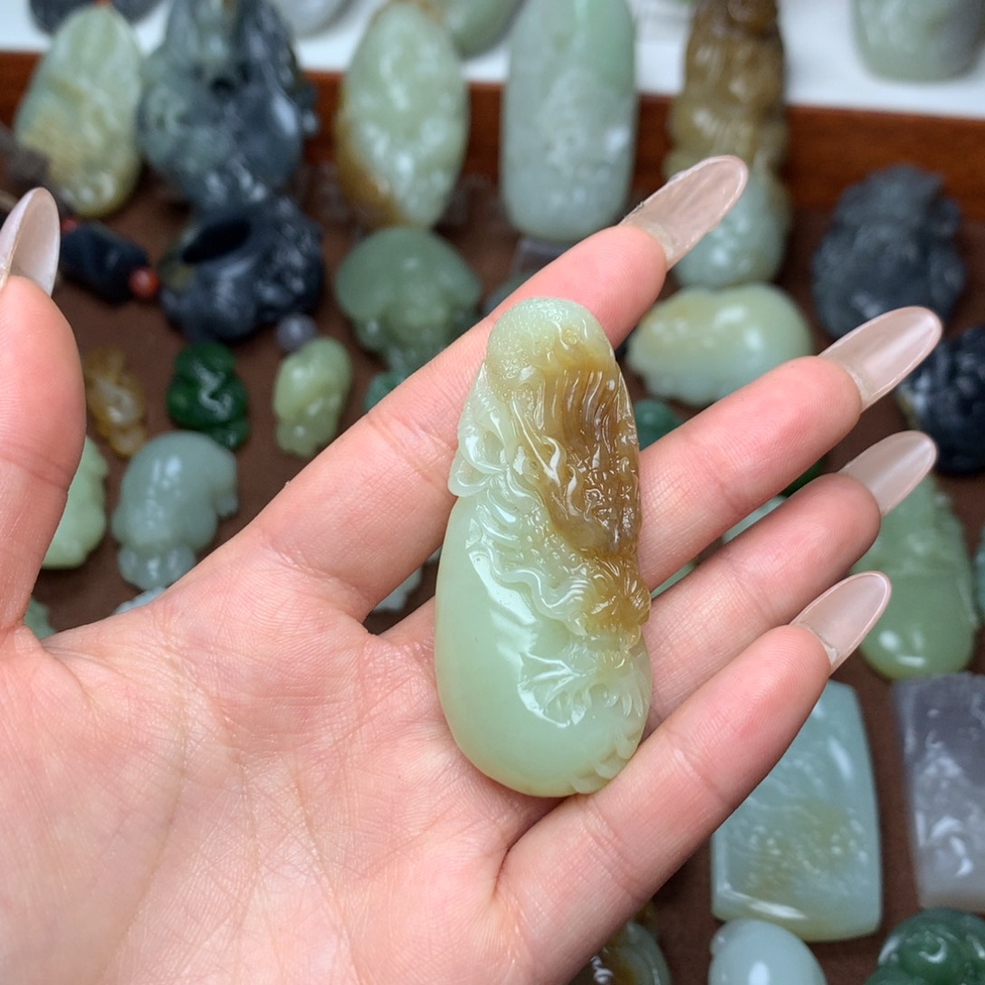 和田玉挂件未镶嵌