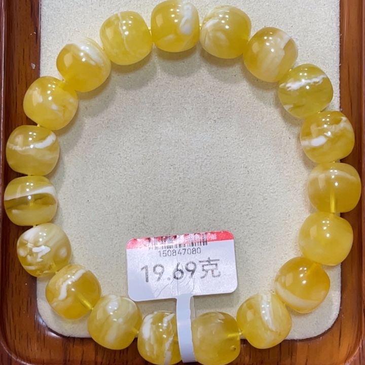 蜜蜡手链未镶嵌和****?蜜蜡