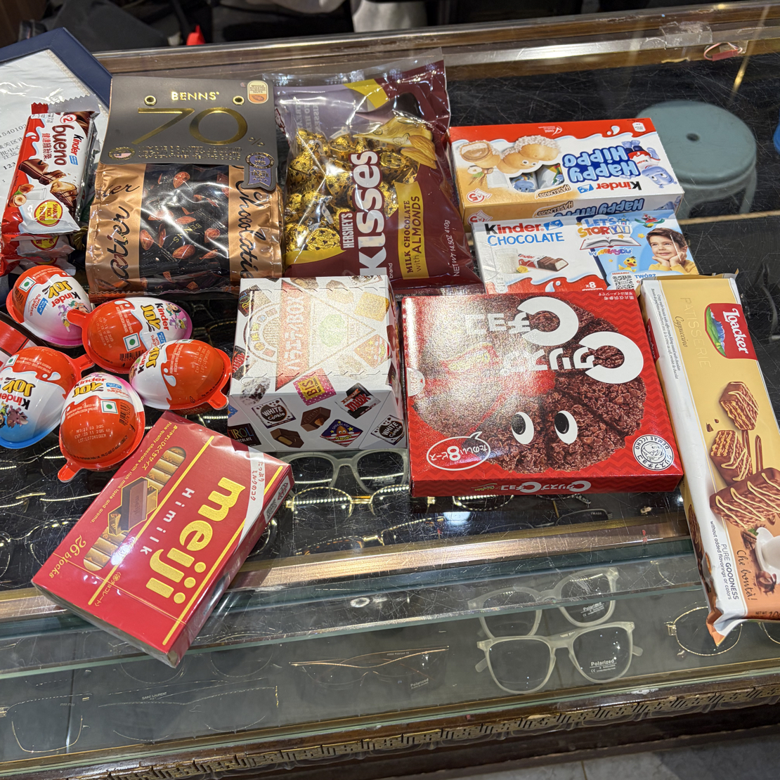进口解馋巧克力牛奶原味膨化休闲小零食