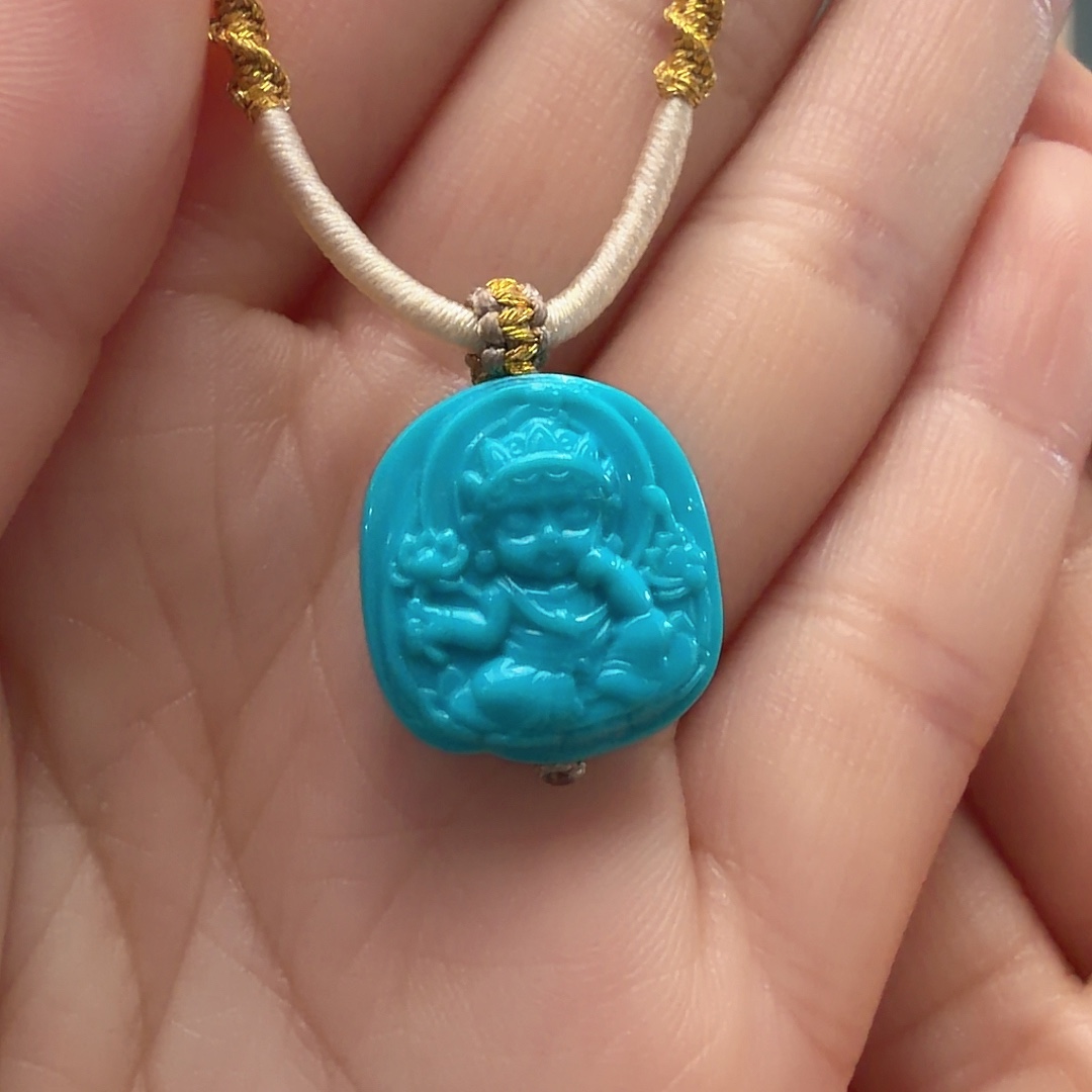 绿松石未镶嵌颈饰