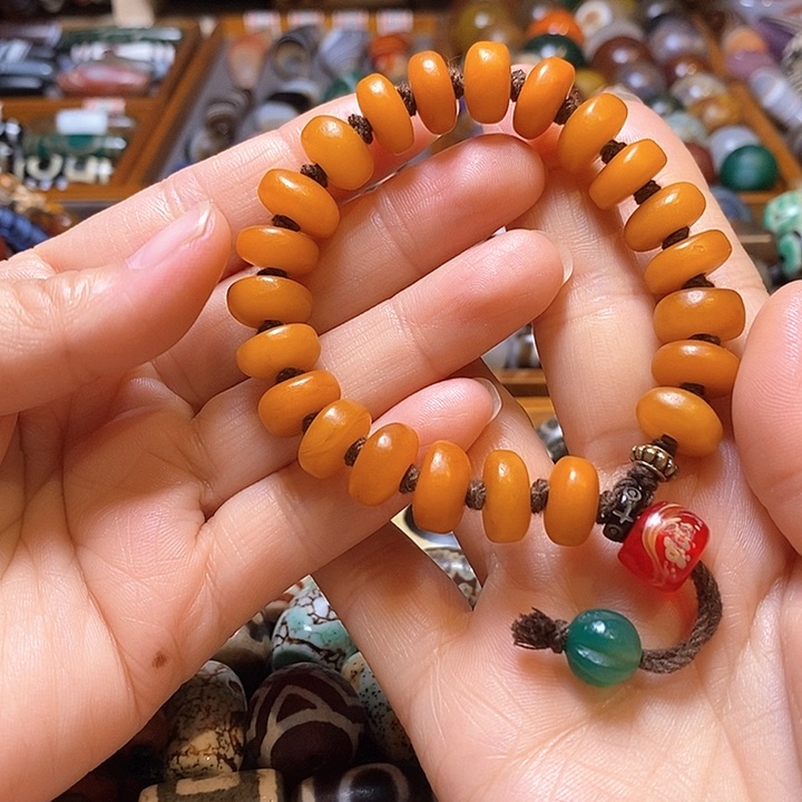 爱***憨玛瑙/玉髓手串未镶嵌