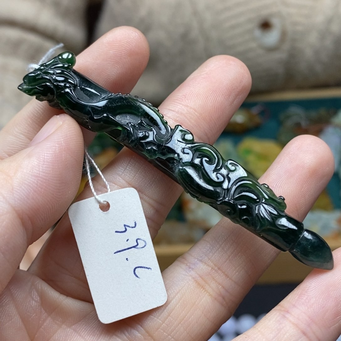 翡翠颈饰未镶嵌龙游天下78号