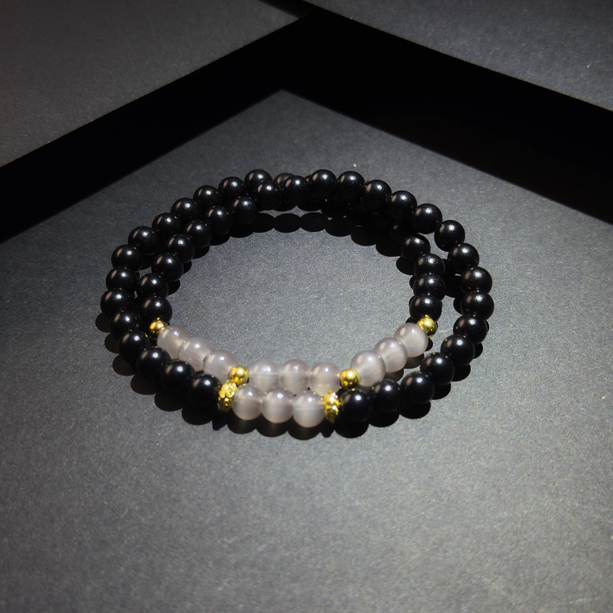 DA 1135 黑檀浅灰琉璃带金珠（无礼盒）