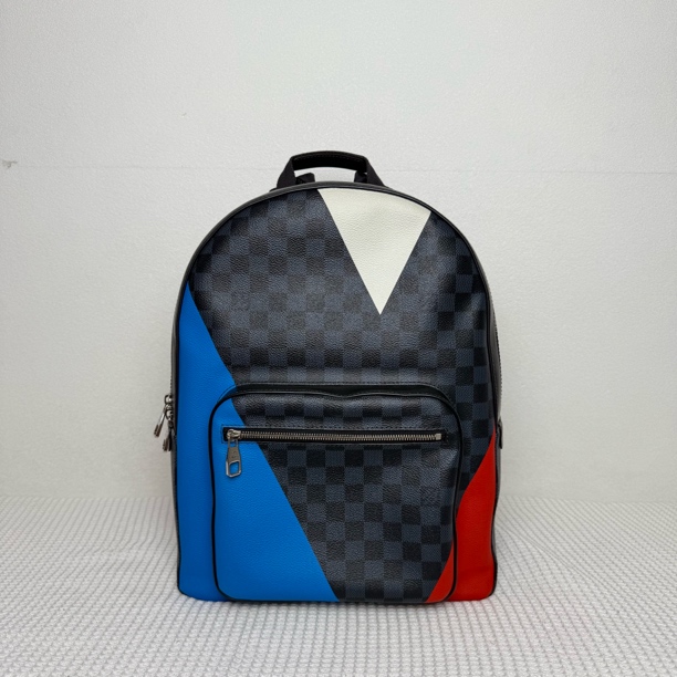 99新 LouisVuitton/路易威登 5735/男士时尚美洲杯限量款双肩包