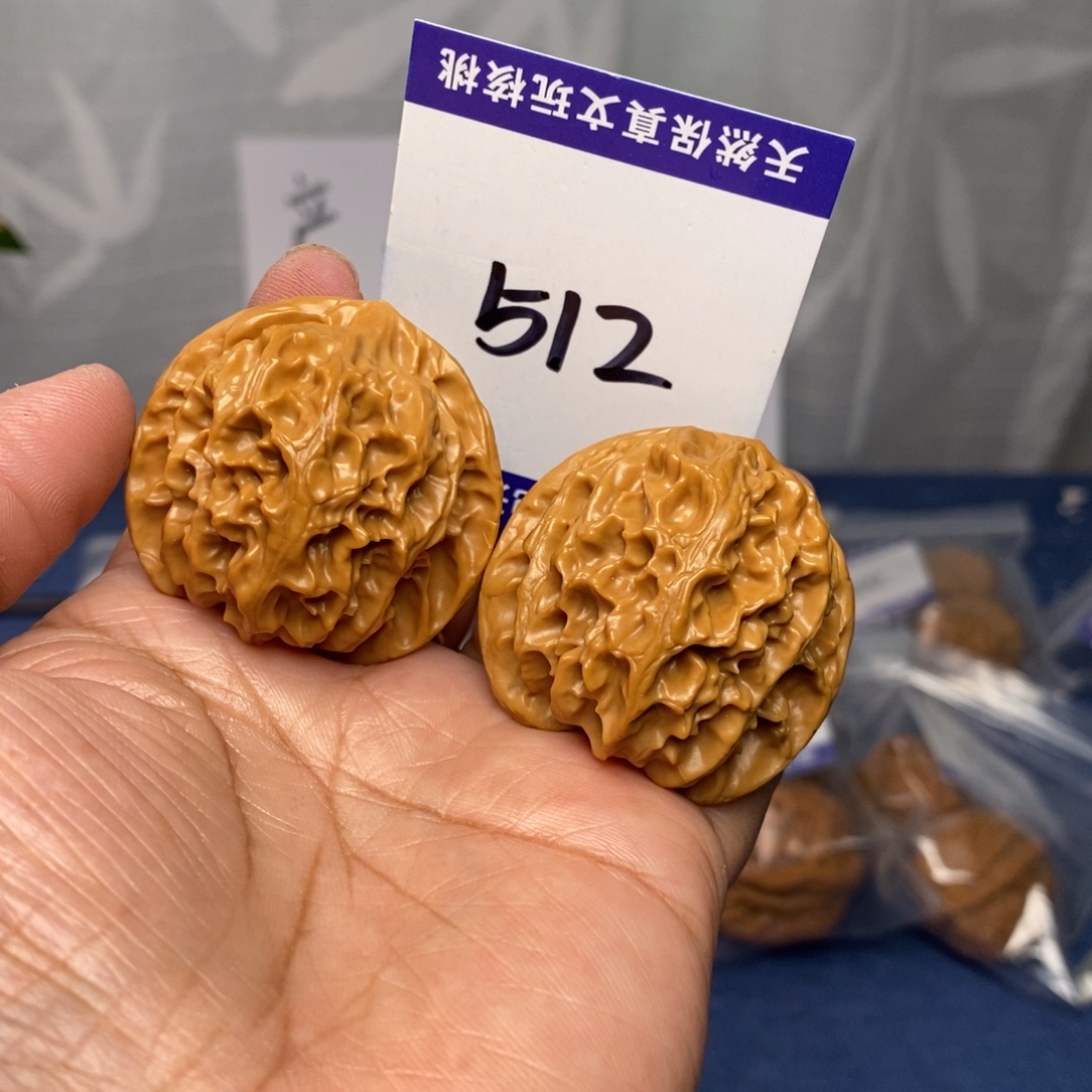 文玩核桃把件39.5苹果园