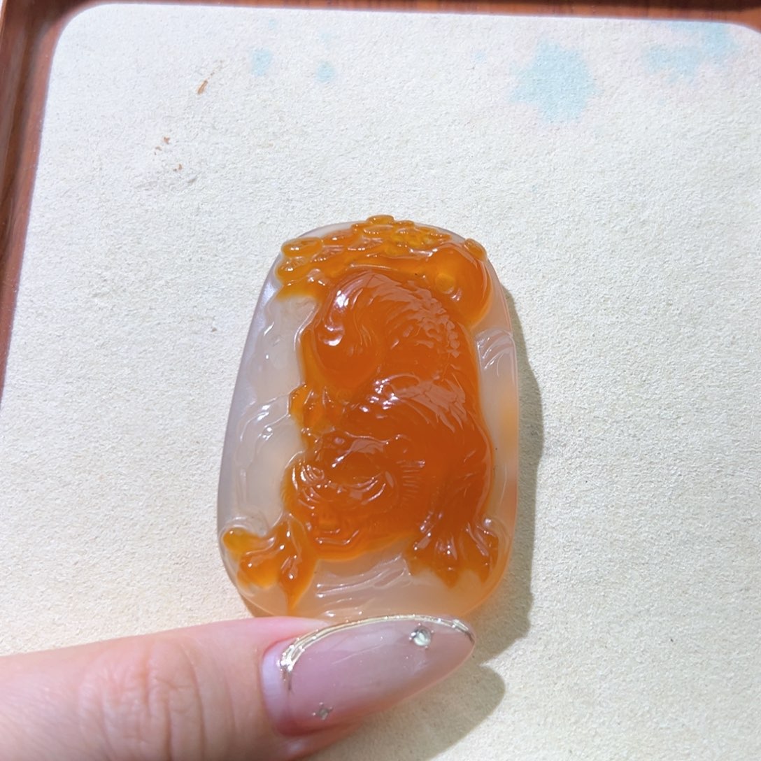 玛瑙/玉髓颈饰未镶嵌