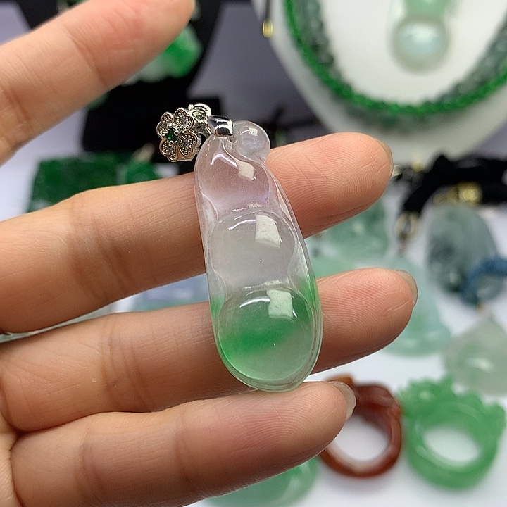 颈饰未镶嵌翡翠源头