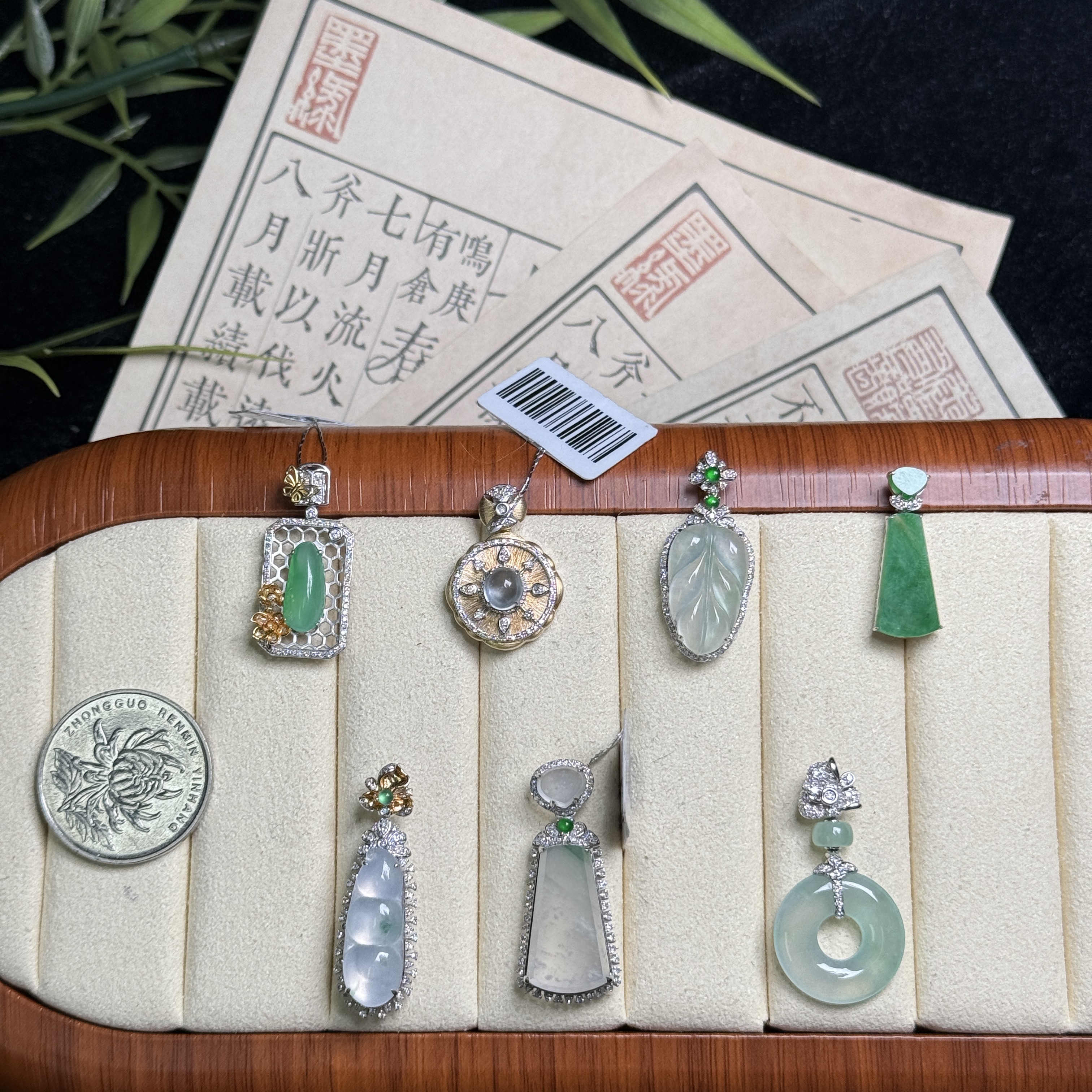 思懿珠宝   18K翡翠吊坠-6980-2-YC-多样性发一