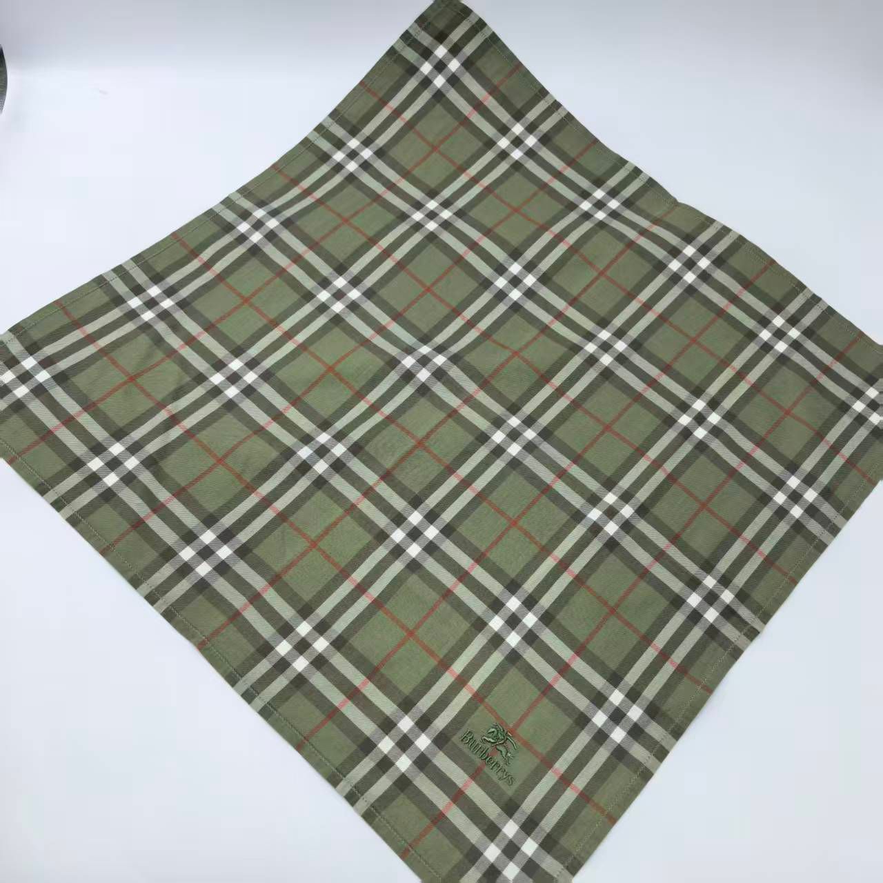 95新 BURBERRY/博柏利  海囤/巴宝莉/丝巾/yy13667