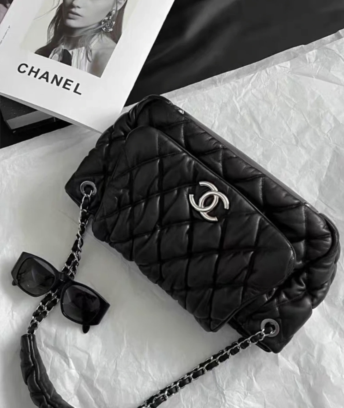 95新 Chanel/香奈儿 黑银泡芙机场包 17003560