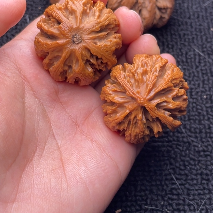 吊坠文玩核桃文玩核桃6