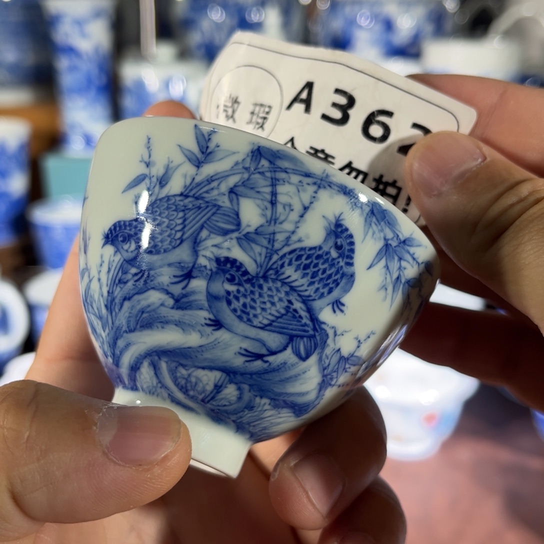 杯子手工手绘的陶瓷