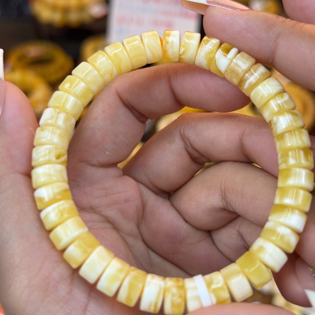 琥珀裸石未镶嵌kjnnnnnnnnnnn