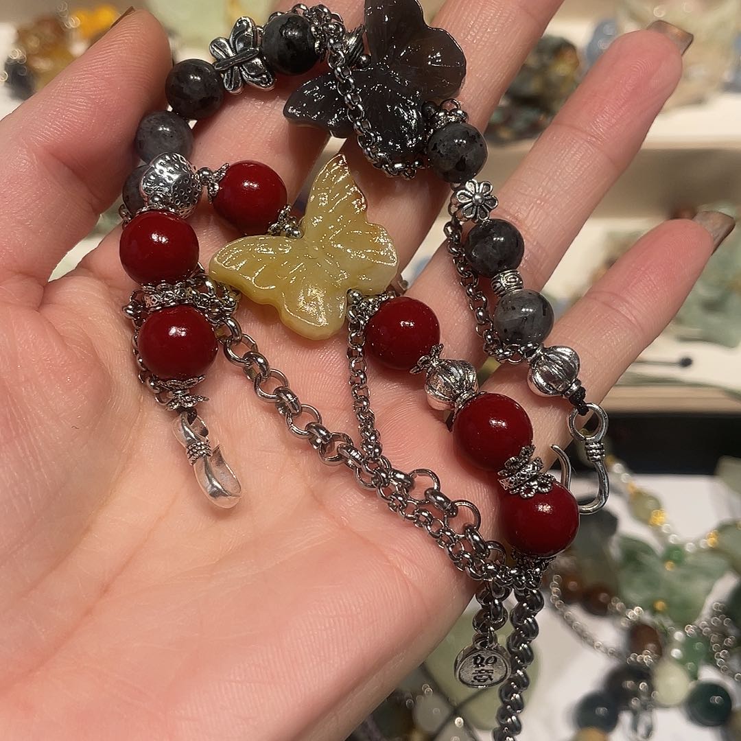 雪***）蛇纹石玉合金颈饰