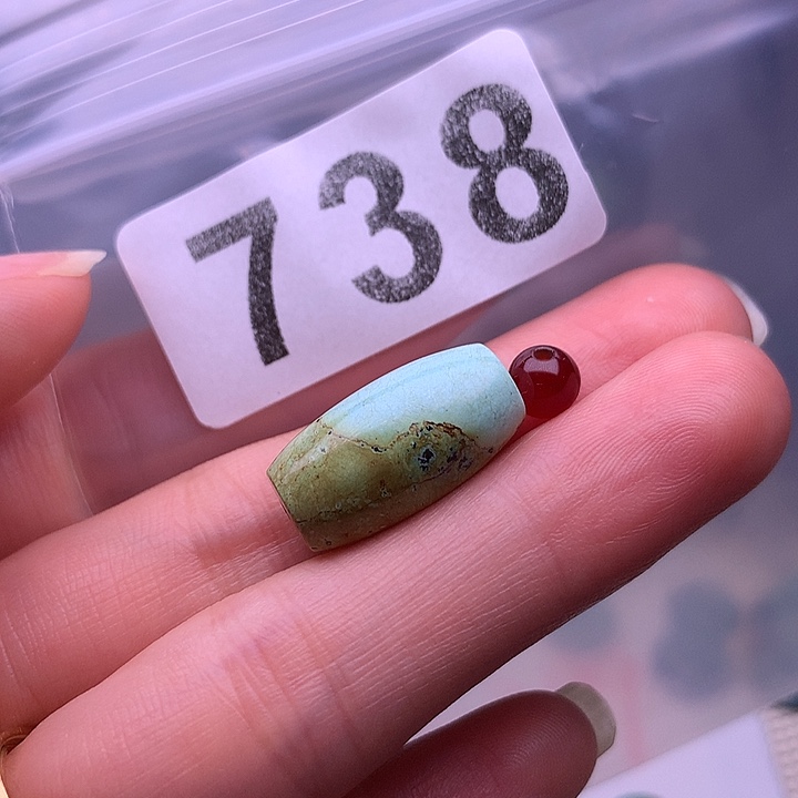 南红玛瑙未镶嵌珠宝奇石