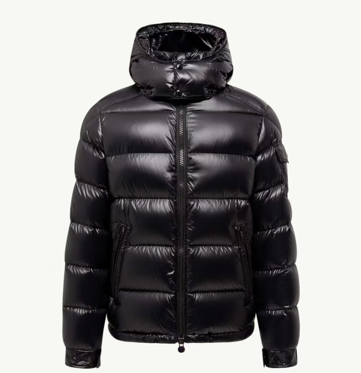 1102   25年新批次经典连帽加厚情侣羽绒服