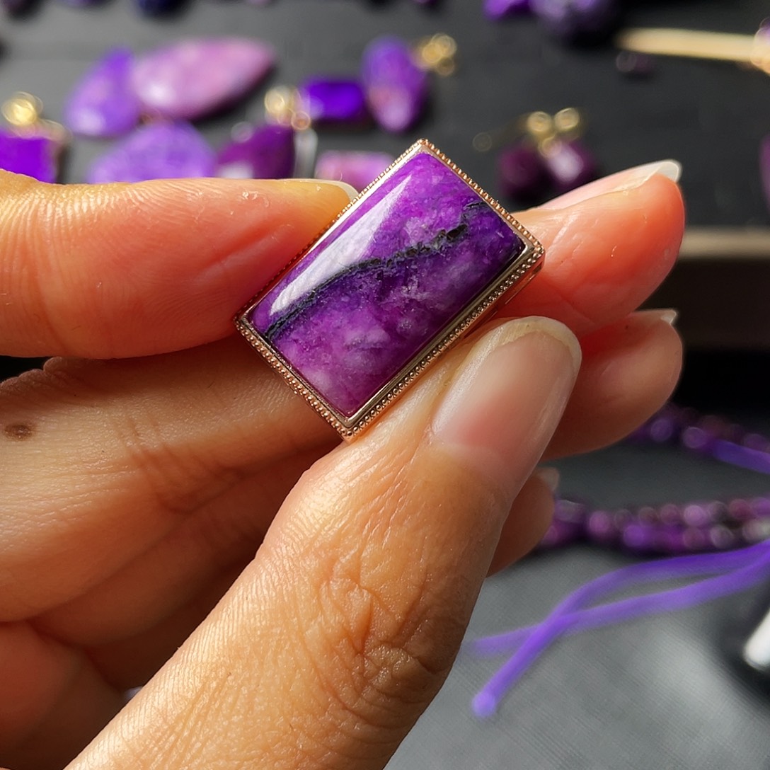 苏纪石（舒俱来）盒子银S925镶嵌