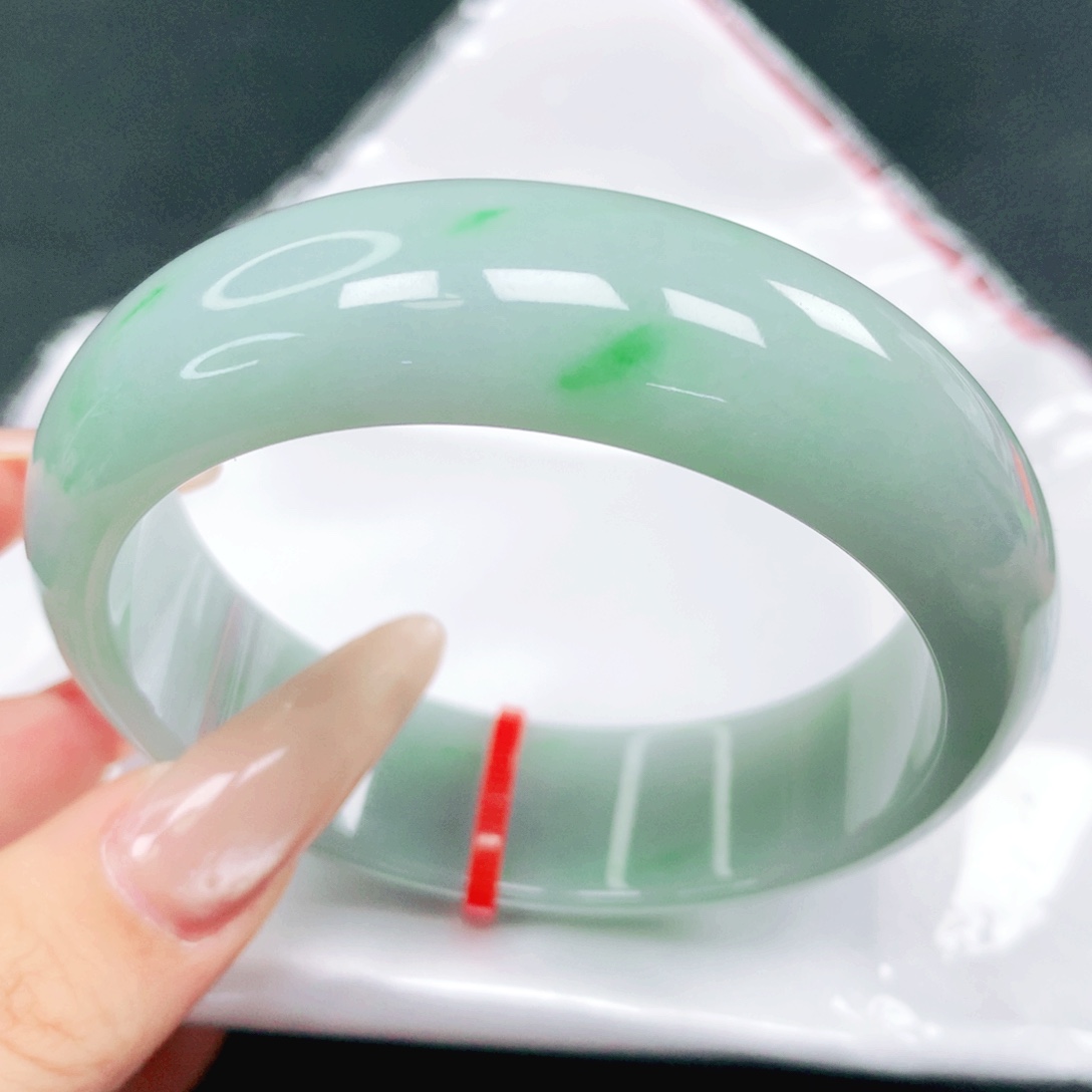 翡翠未镶嵌手镯57