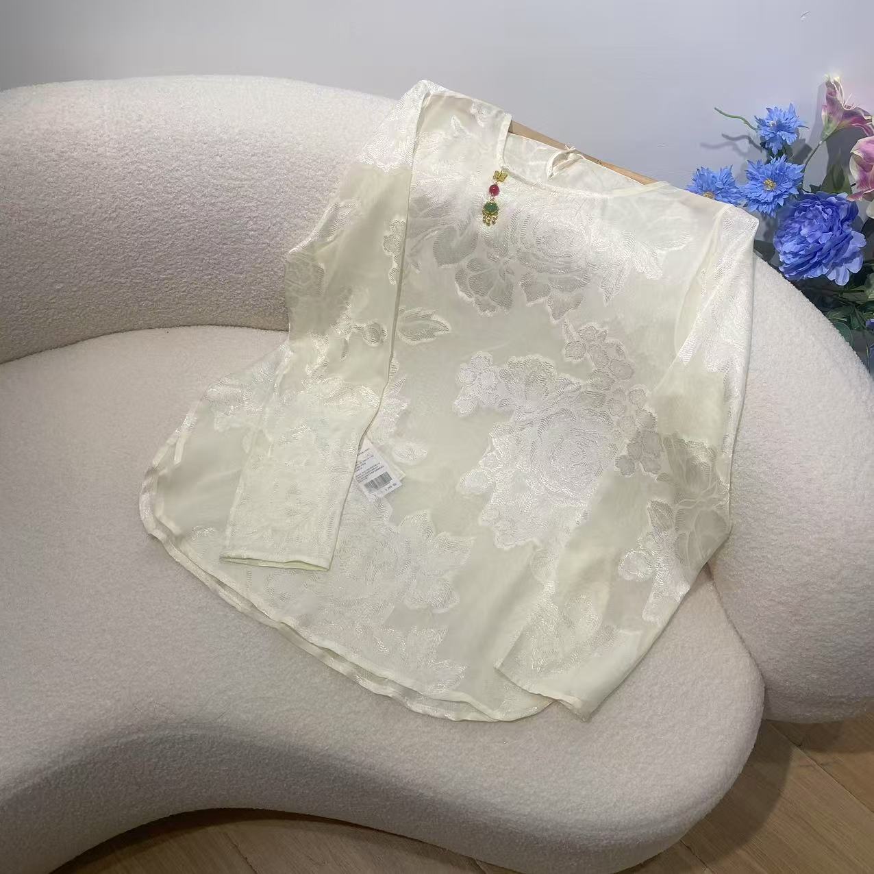 子母依绣花打底衫25138IWF2518
