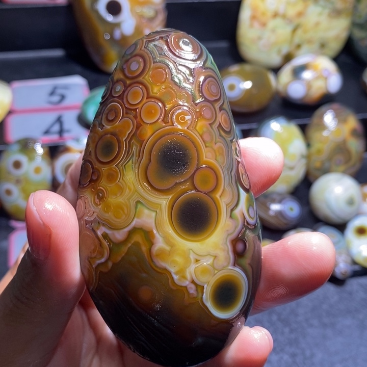 玛瑙/玉髓未镶嵌珠宝奇石41