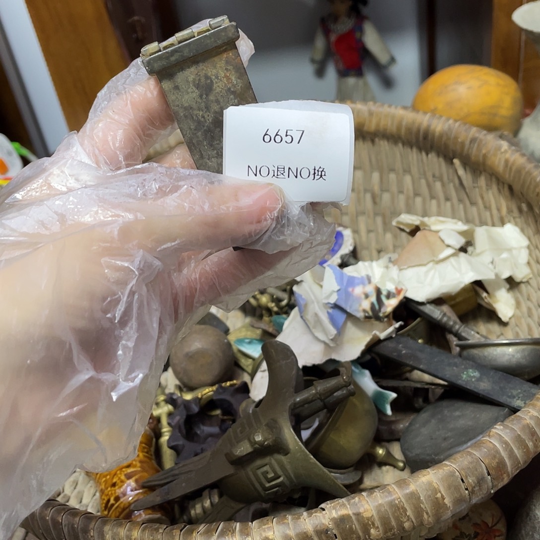 用***1瓷片6657号工艺品