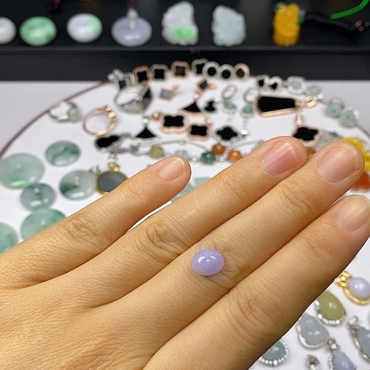 翡翠项链未镶嵌吖****蛋面