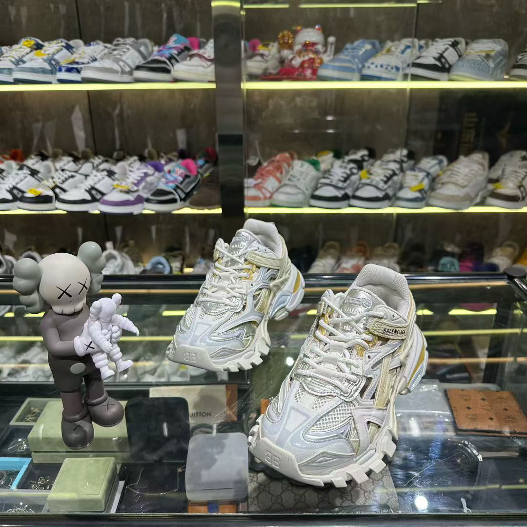99新 Balenciaga/巴黎世家 track2.0白色休闲鞋/37