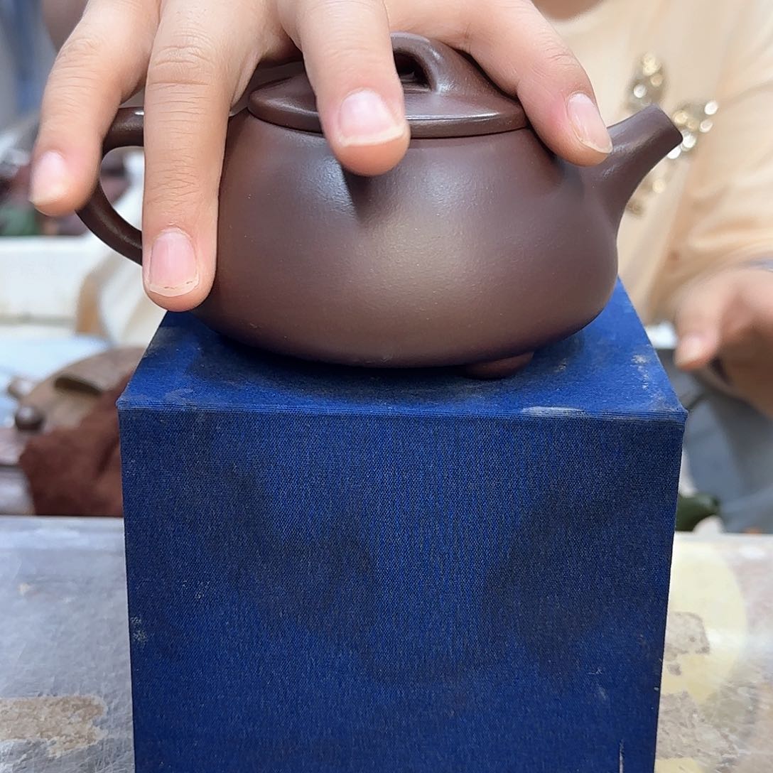 茶壶紫砂宜兴紫砂壶瑕疵处理