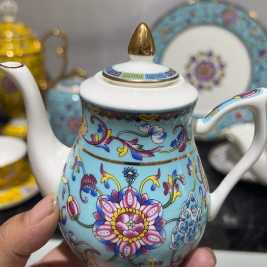 骨瓷珐琅彩工艺白色配蓝色