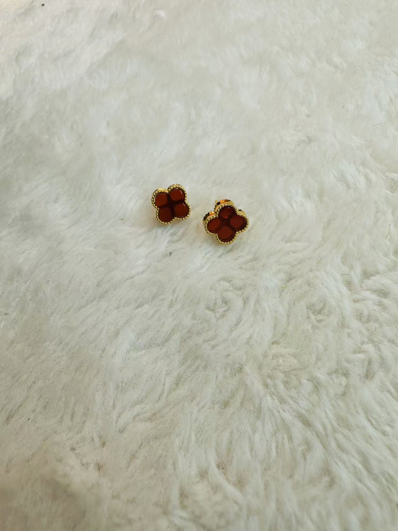 时尚百搭 四叶草耳钉