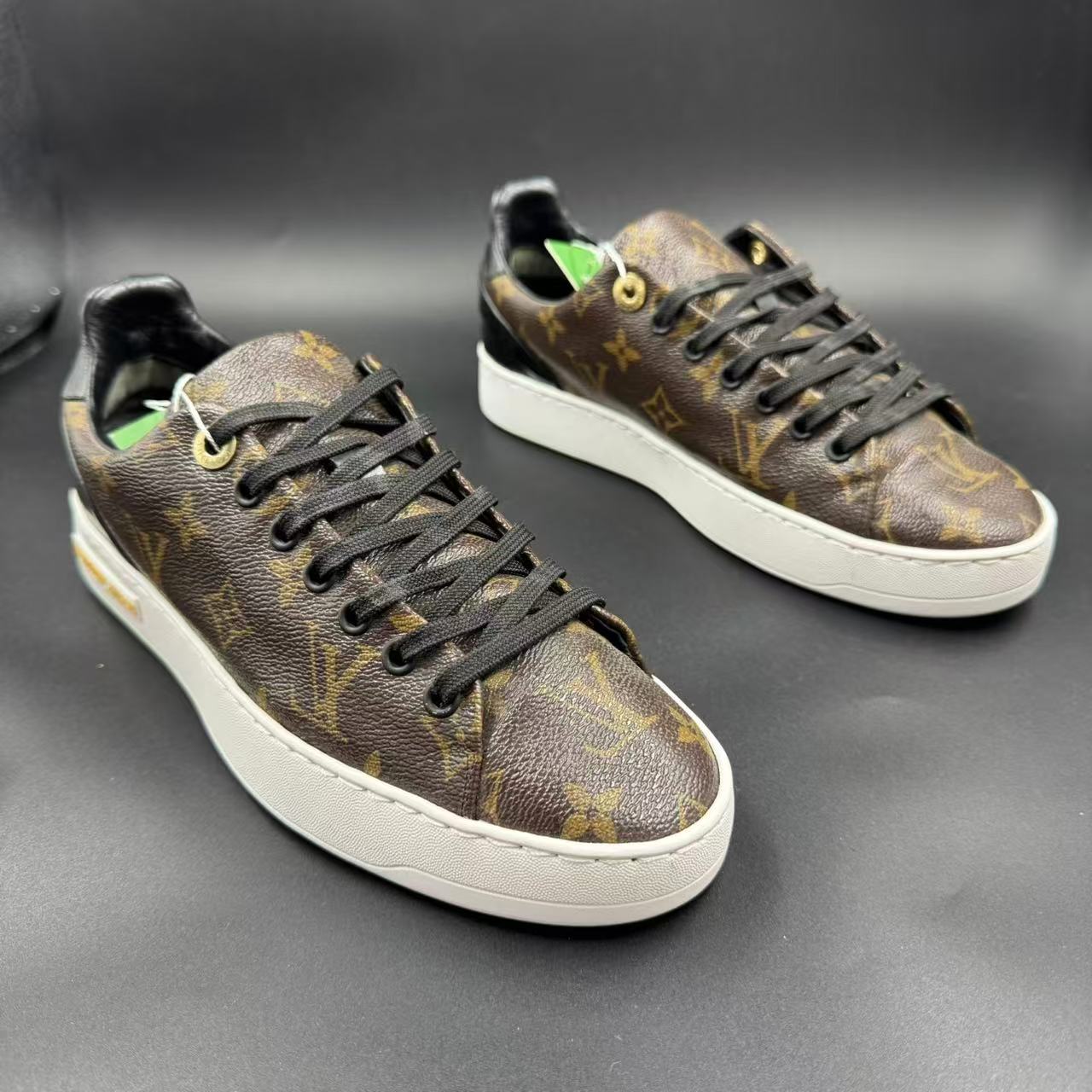 95新 LouisVuitton/路易威登 【AO特惠】38.5欧码 棕老花板鞋bd165