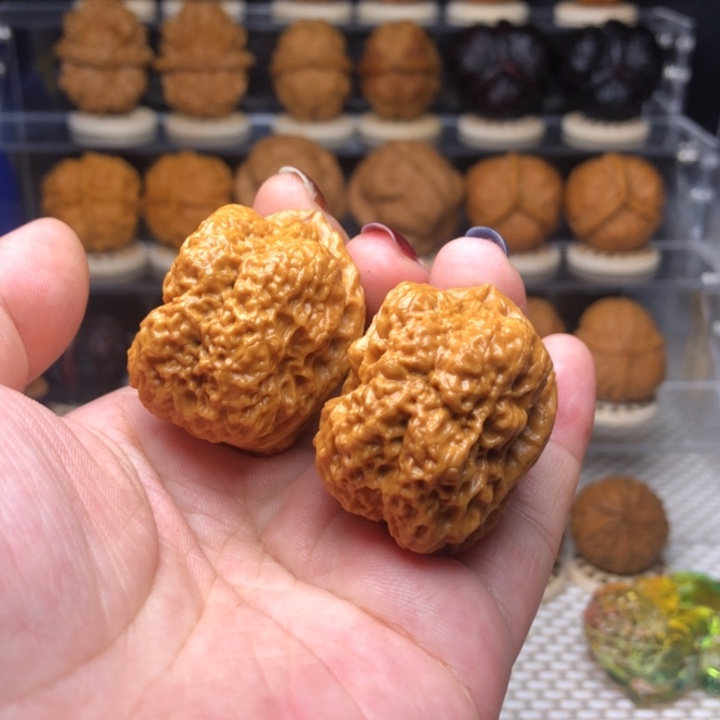 文玩核桃把件9霸王龙脊37尺