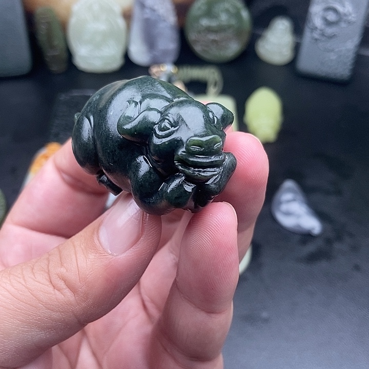 奇***杨和田玉（糖玉）未镶嵌颈饰