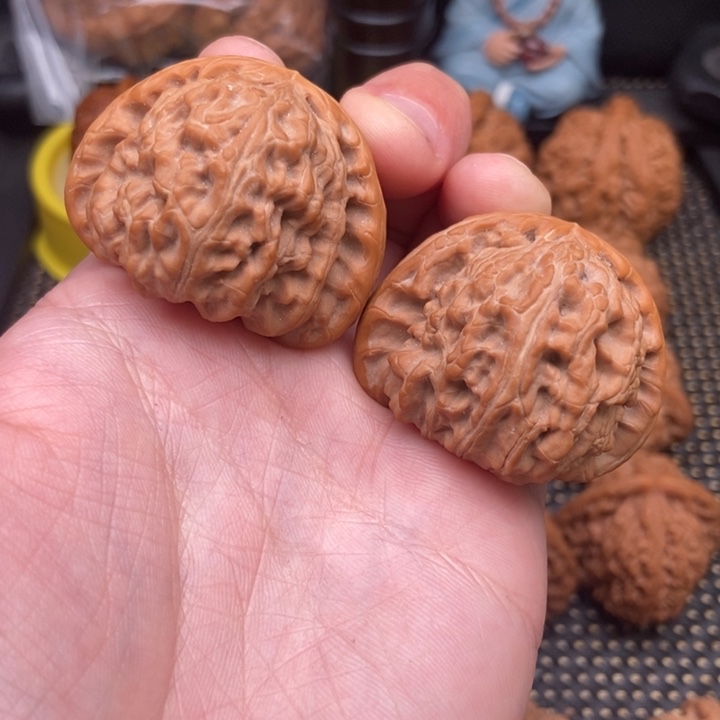 文玩核桃吊坠第****明白狮子