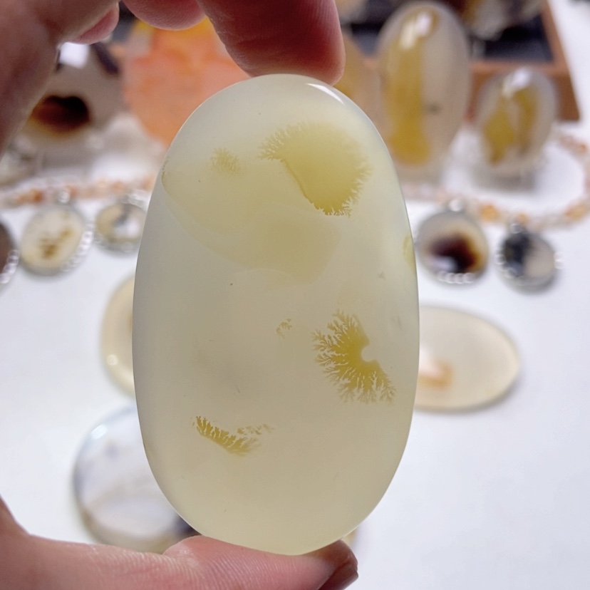 【闪购商品】玛瑙/玉髓颈饰未镶嵌