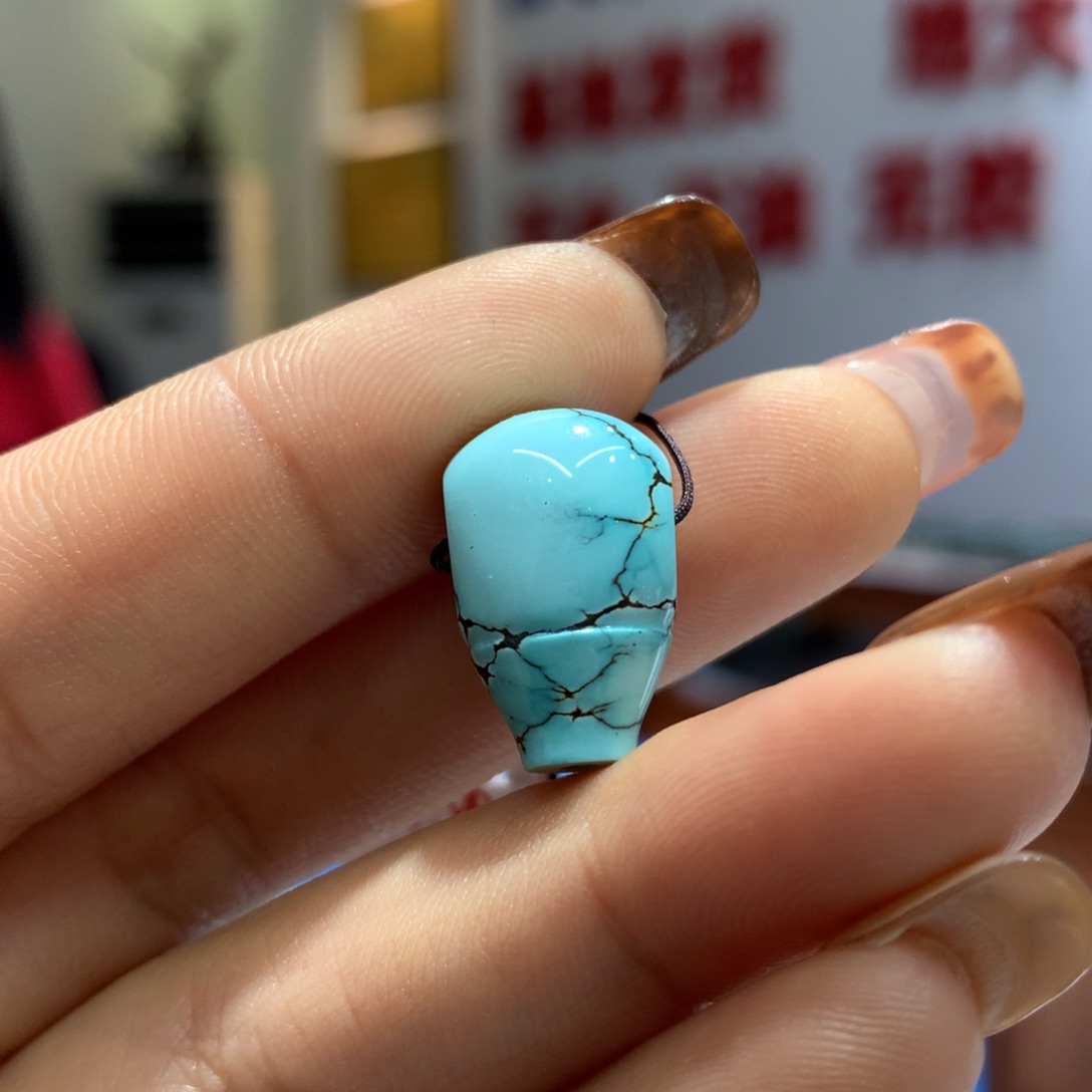 绿松石配饰未镶嵌