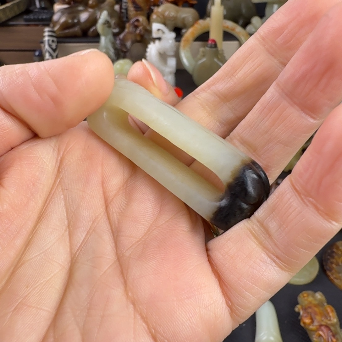 我***梦和田玉未镶嵌手链