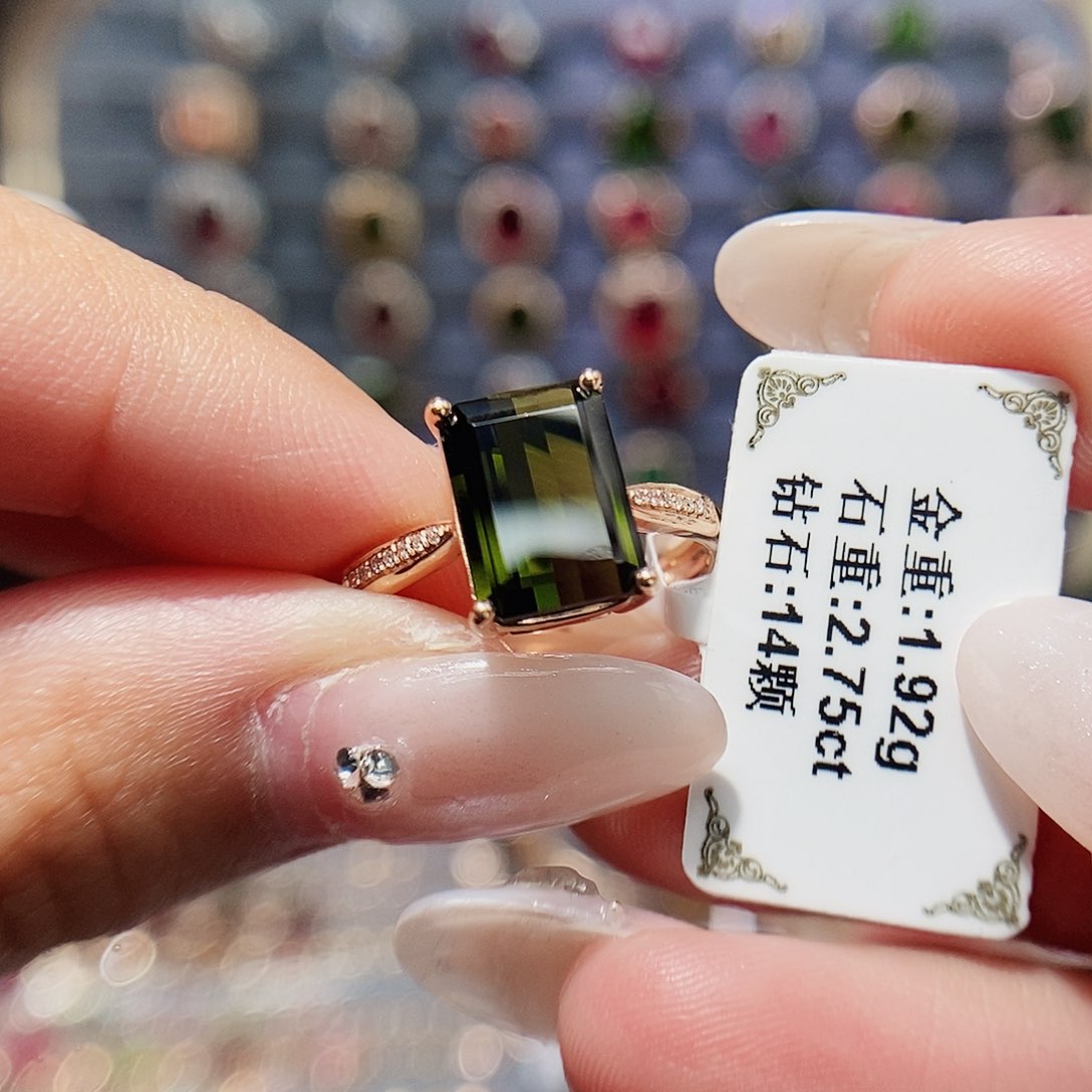 碧玺戒指18K金镶嵌绿碧玺