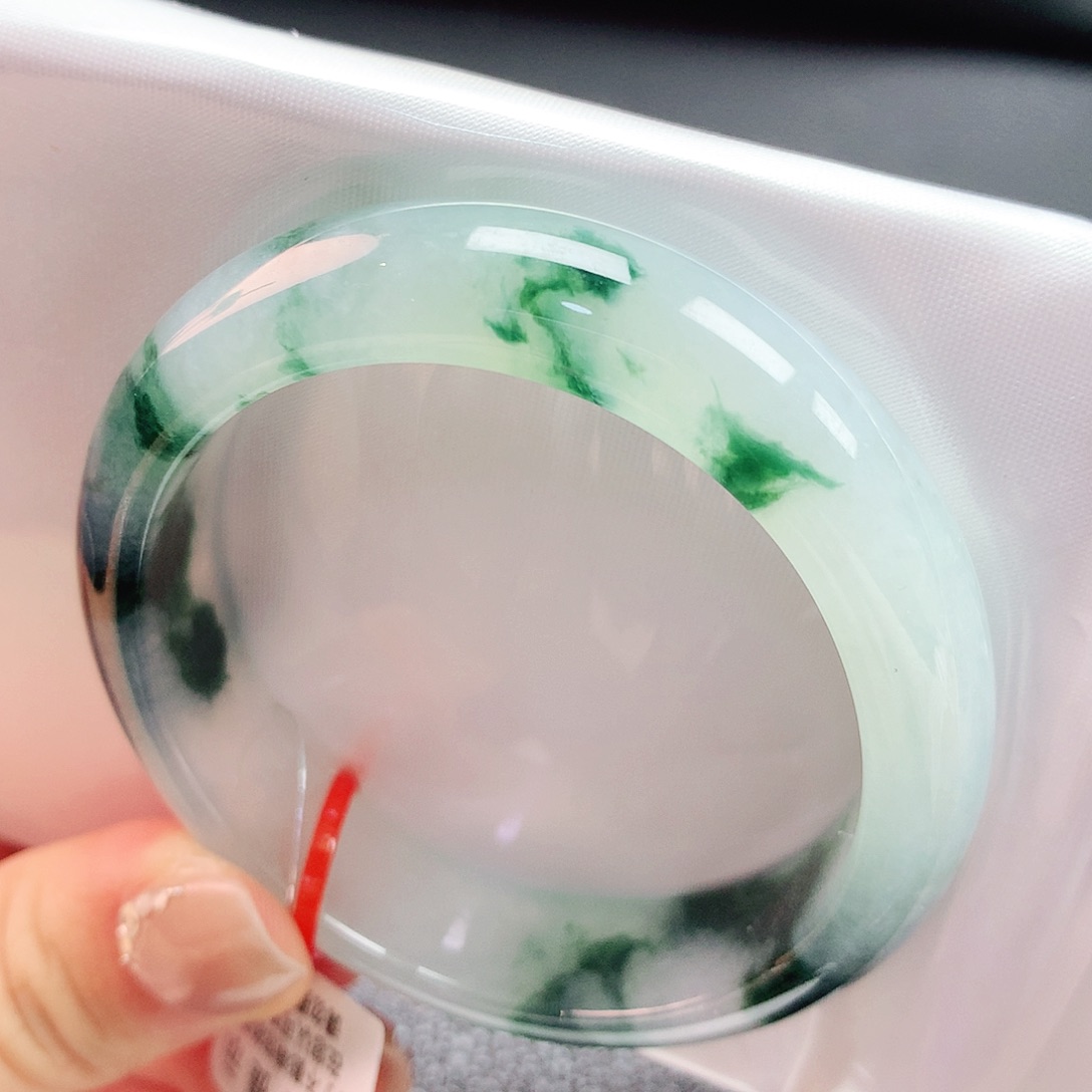 翡翠手镯未镶嵌54贵