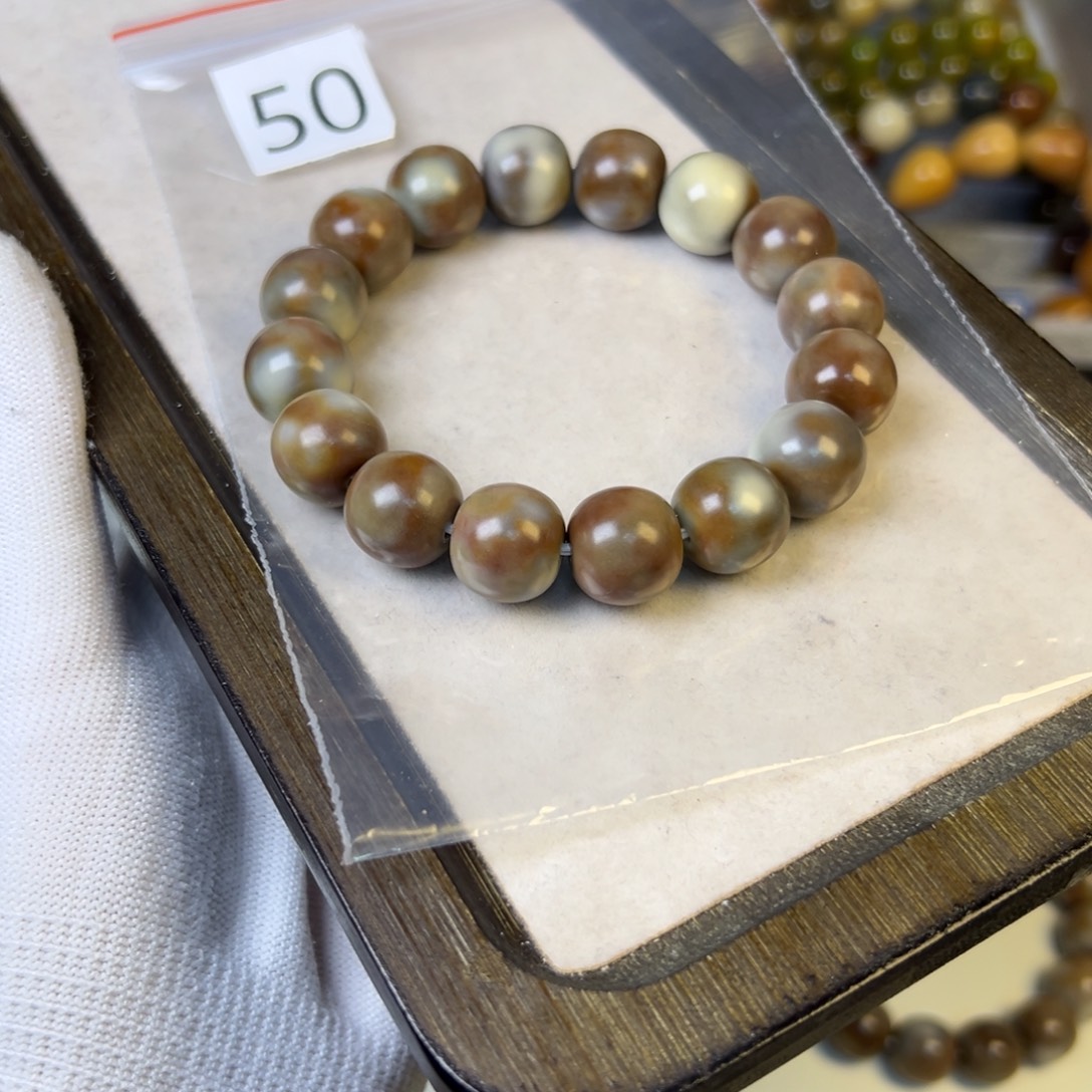 白***梨手串菩提根/象牙果50号焦糖撞奶苹果珠卡14